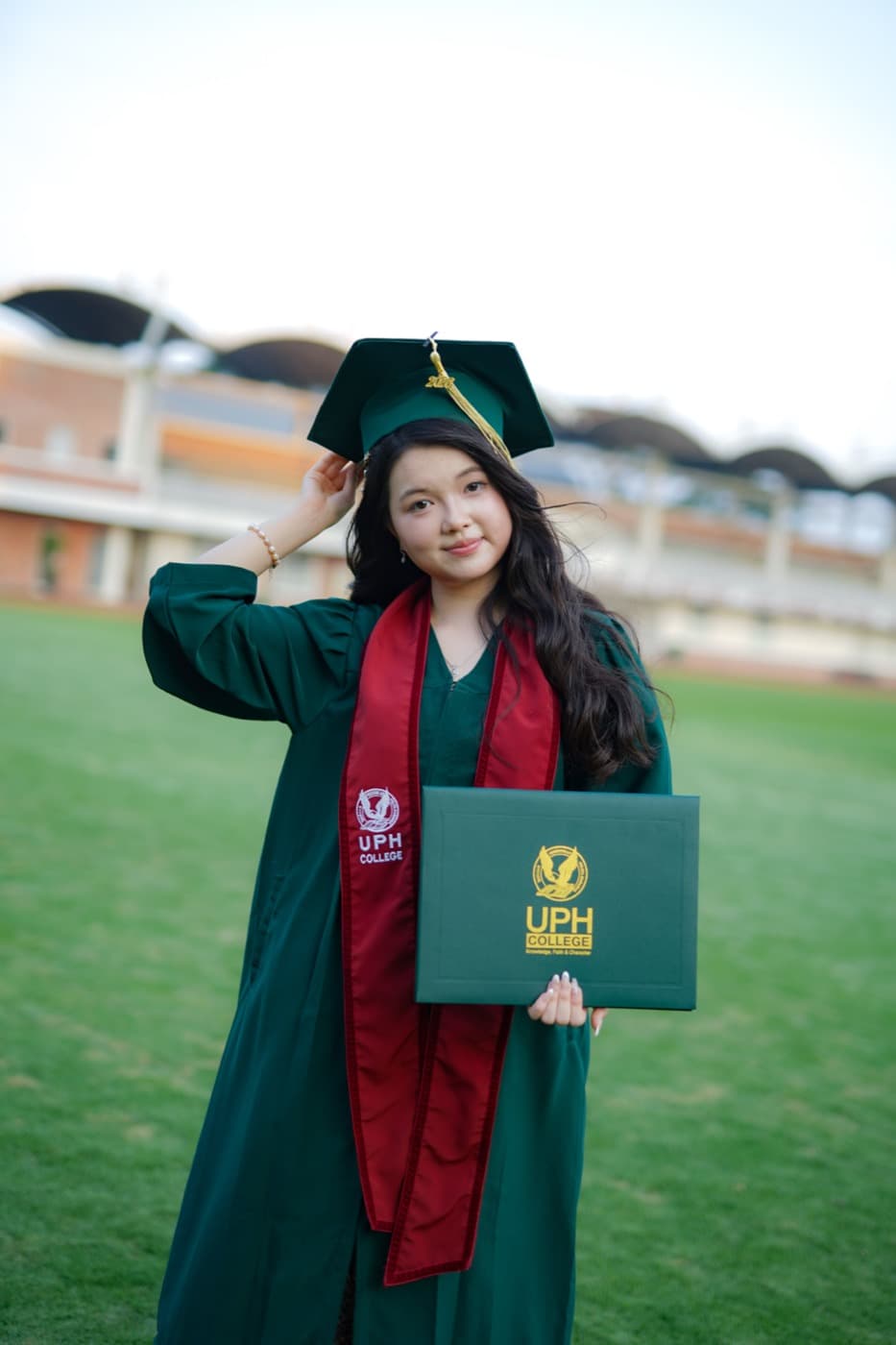 Graduation photography by Jia Photography, clean graduation photography session in Jabodetabek